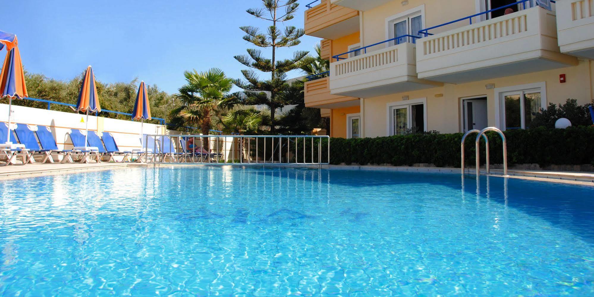 Dias Hotel Apartments Agia Marina Zewnętrze zdjęcie